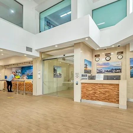 Beachside Apartment In The Heart Of Surfers Paradise - Free Parking Gold Coast Exterior photo