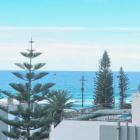 Beachside Apartment In The Heart Of Surfers Paradise - Free Parking Gold Coast Exterior photo